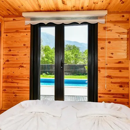 Astonishing Tiny House With Private Pool Close To Lycian Way In Oludeniz Hébergement de vacances *